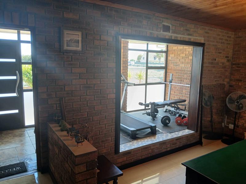 4 Bedroom Property for Sale in Rustdal Western Cape